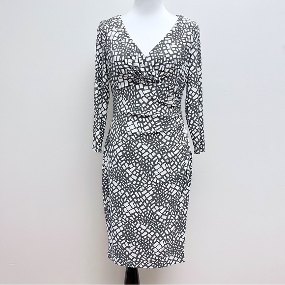Lauren Ralph Lauren Block Print V Neck Faux Wrap Knee Length Shift Dress Size 8 - Picture 1 of 13